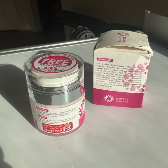 ACTIVSCIENCE Neck Firming Day & Night Anti-Wrinkle Hydrating Face Cream - 1.7Oz - Picture 2 of 5